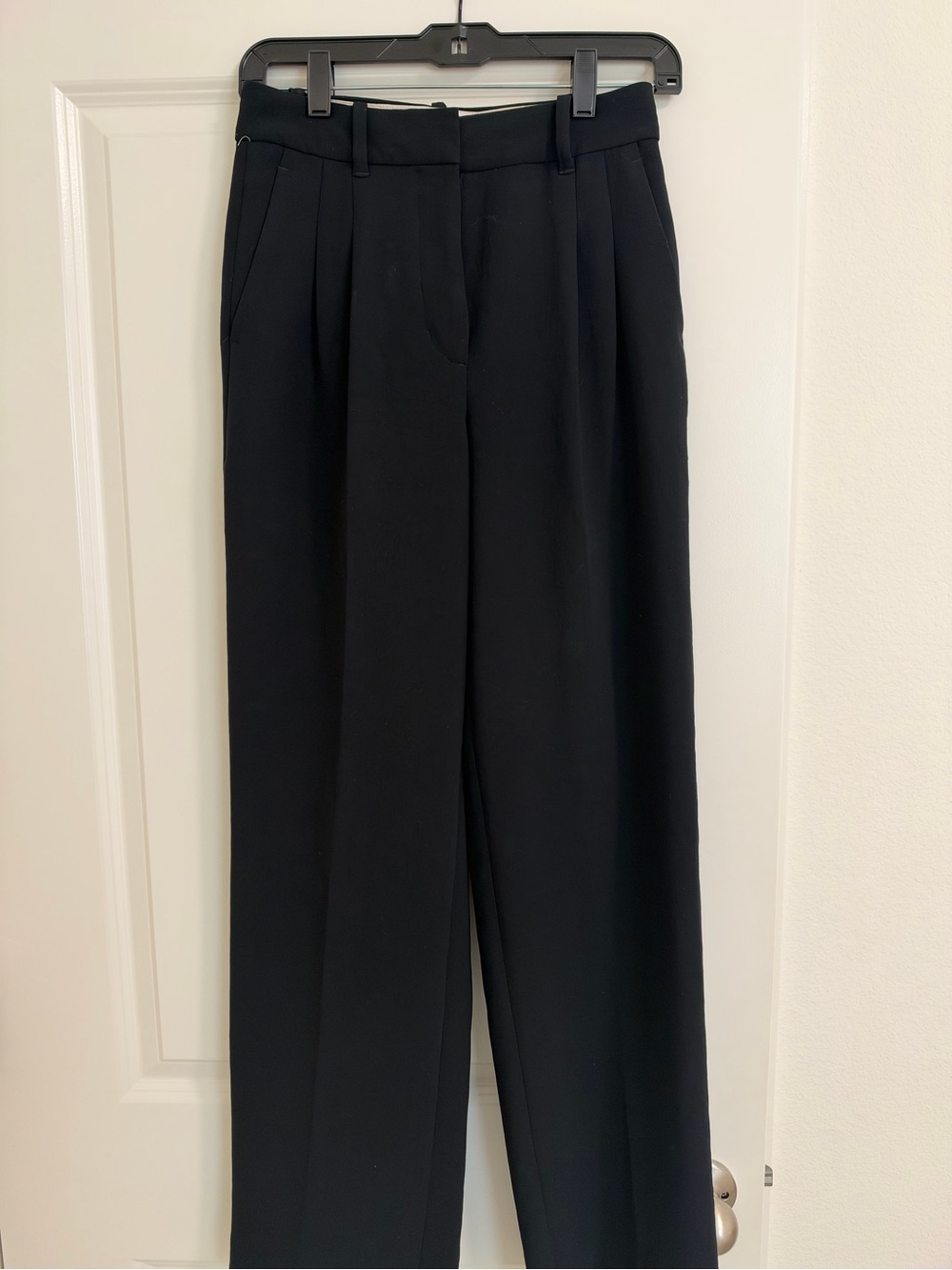 Aritzia Black High-Waist Pleated Trousers